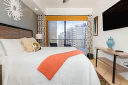 Beachfront | Golf | Heated Pools | Balcony