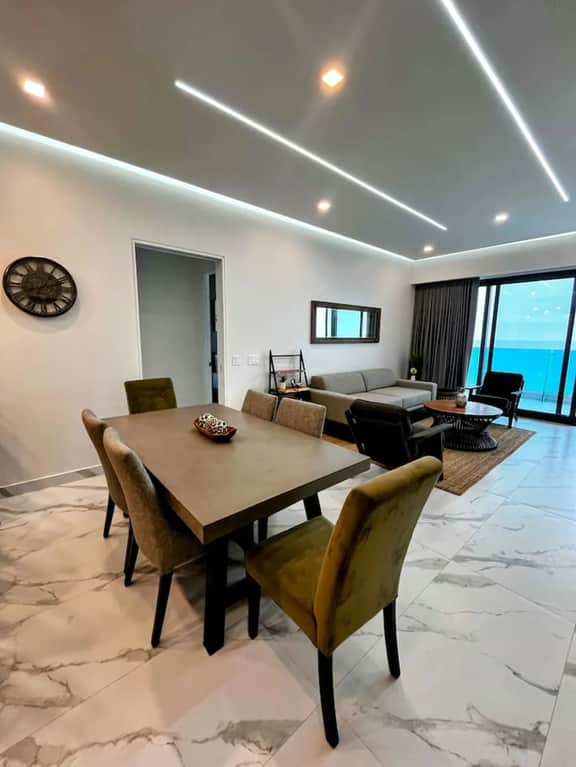 Beachfront 2BR w/ Rooftop Pool | Encantame Soleil